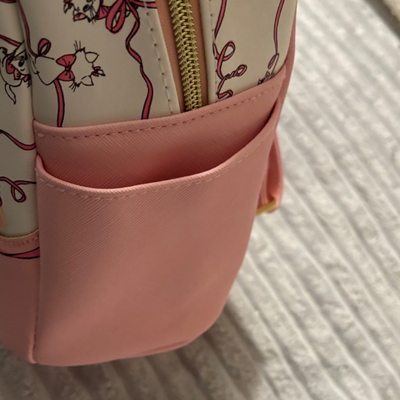 Danielle Nicole Pink/White Disney Aristocats Marie Backpack - Picture 8 of 9